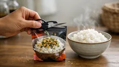 Trik potong kemasan furikake 4 langkah biar bukanya rapi dan tidak tumpah