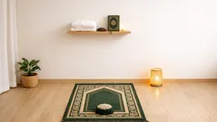 Desain musala minimalis untuk rumah kecil, rapi dan tetap khusyuk