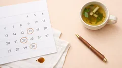 Flek cokelat sebelum haid: 10 penyebab paling umum dan kapan harus waspada