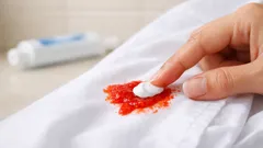 10 kegunaan pasta gigi untuk bersih-bersih darurat di rumah, dari noda baju sampai sol sepatu