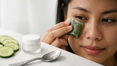 8 cara menghilangkan mata panda yang cepat dan realistis dilakukan di rumah