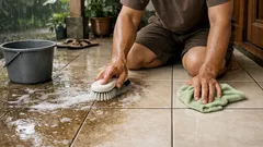 Stop menyiram teras, ini cara bersihkan ubin tanpa bikin lembap dan bau apek